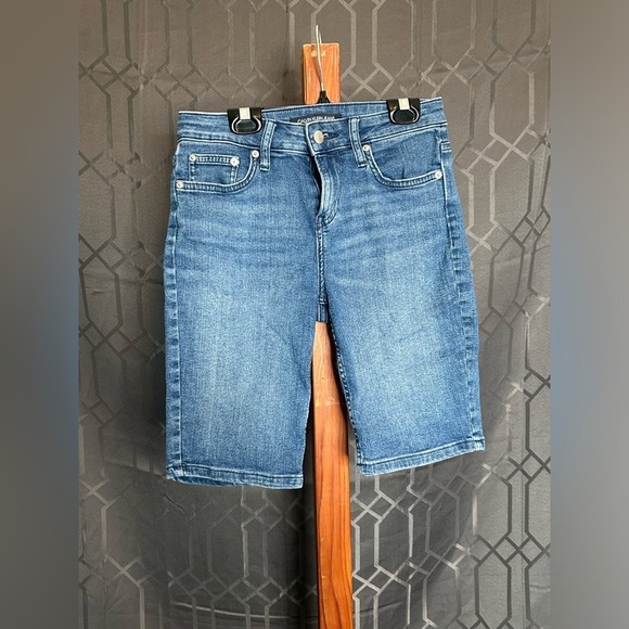 Calvin Klein Blue Jean Shorts Size 4 - Picture 2 of 6